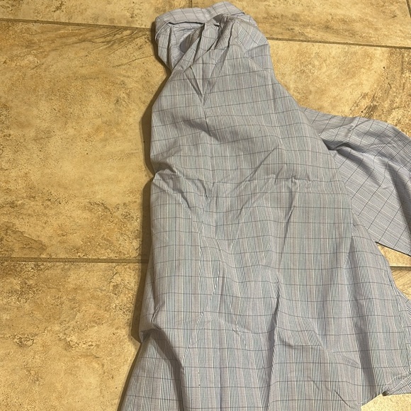 Nautica button down plaid shirt! XL - Picture 4 of 4